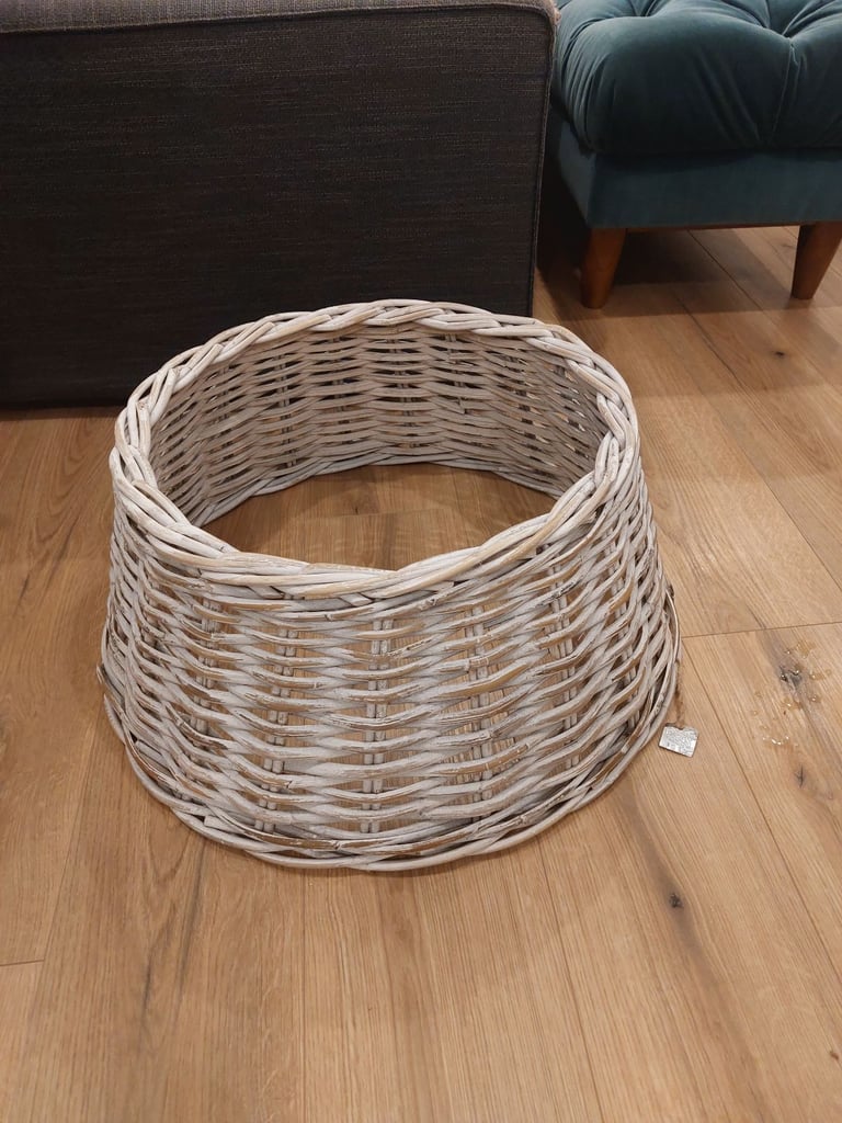 image for Large Christmas tree wicker ring