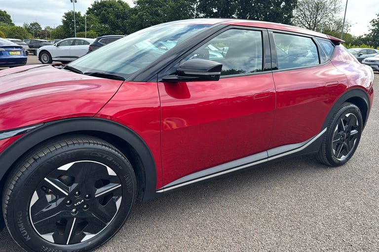  Kia EV6 63kWh Air SR Hatchback 5dr Electric Auto 169 bhp Electric