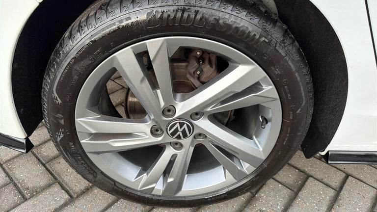 2021 Volkswagen Golf 1.5 TSI R-Line 5dr HATCHBACK PETROL Manual