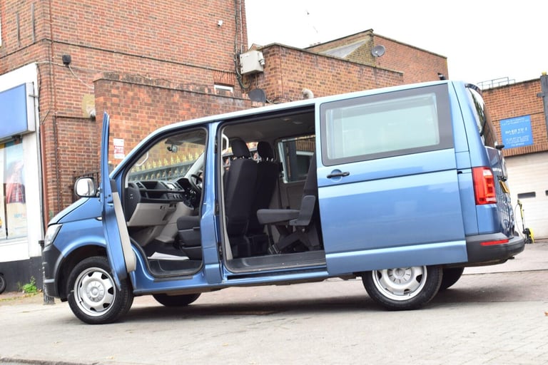 2019 Volkswagen Transporter Shuttle 2.0 TDI BlueMotion Tech S FWD SWB Euro 6 (s/s) 5dr MPV Diesel...