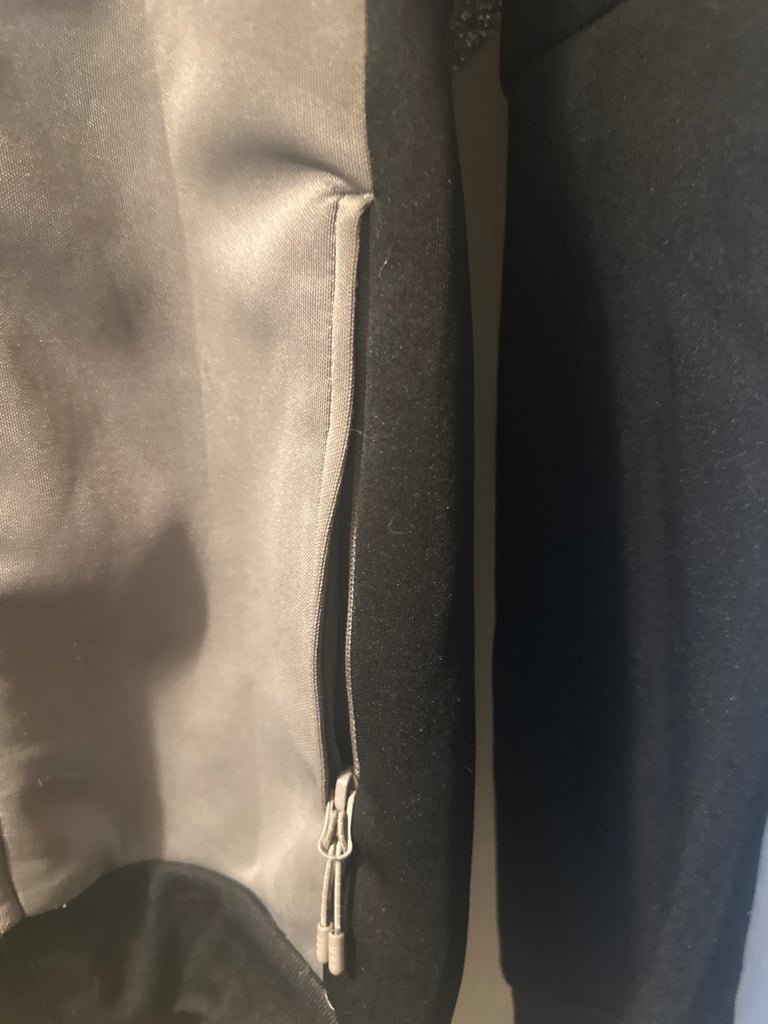 McKenzie hoodie 