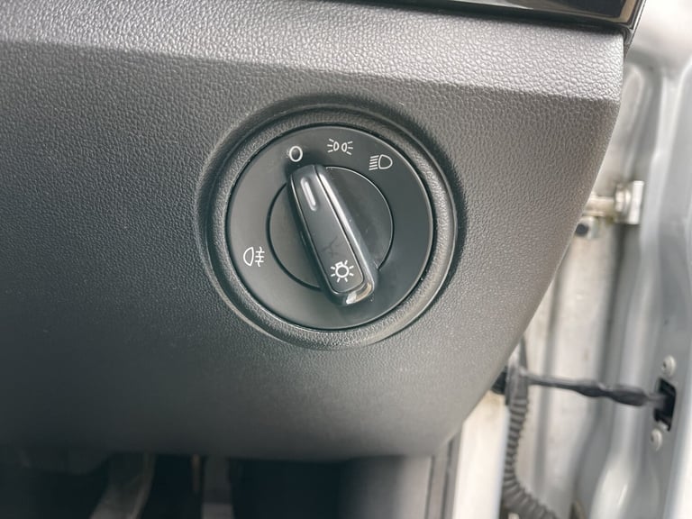 VOLKSWAGEN UP 1.0 Move up! 2016