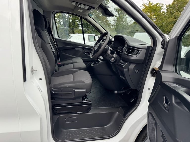 2023 Nissan Primastar 2.0 dCi 28 Acenta Panel Van 5dr Diesel Manual L1 Euro 6 (s/s) (110 ps) PANE...
