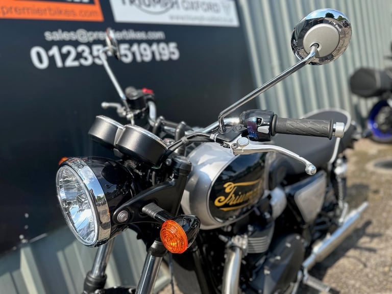 Brand New 2025 Triumph Bonneville T100 Icon Edition Motorcycle 
