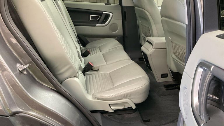 2016 Land Rover Discovery Sport 2.0 TD4 HSE Luxury Auto 4WD Euro 6 (s/s) 5dr ESTATE Diesel Automatic