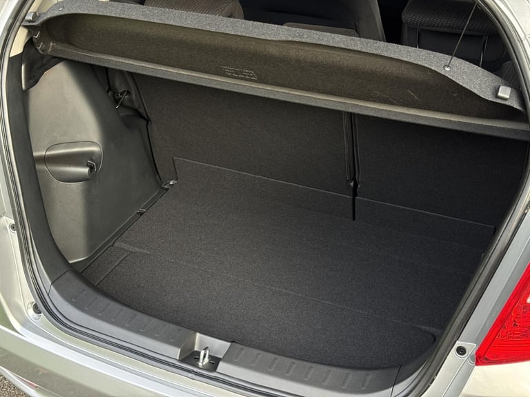 2013 Honda Jazz 1.4 i-VTEC ES Plus Hatchback 5dr Petrol CVT Euro 5 (99 ps) Hatchback Petrol Autom...