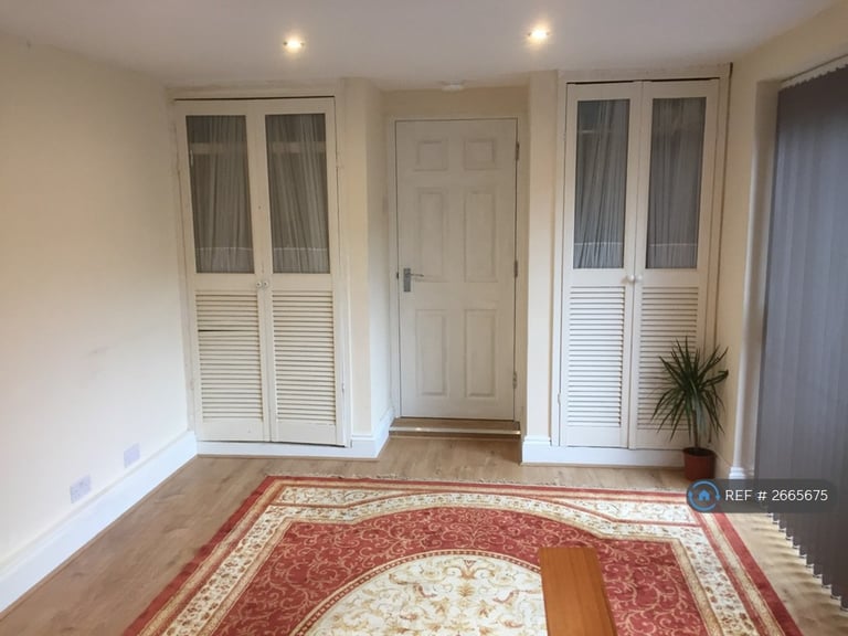 5 bedroom house in Abbott Road, Bournemouth, BH9 (5 bed) (#2665675)