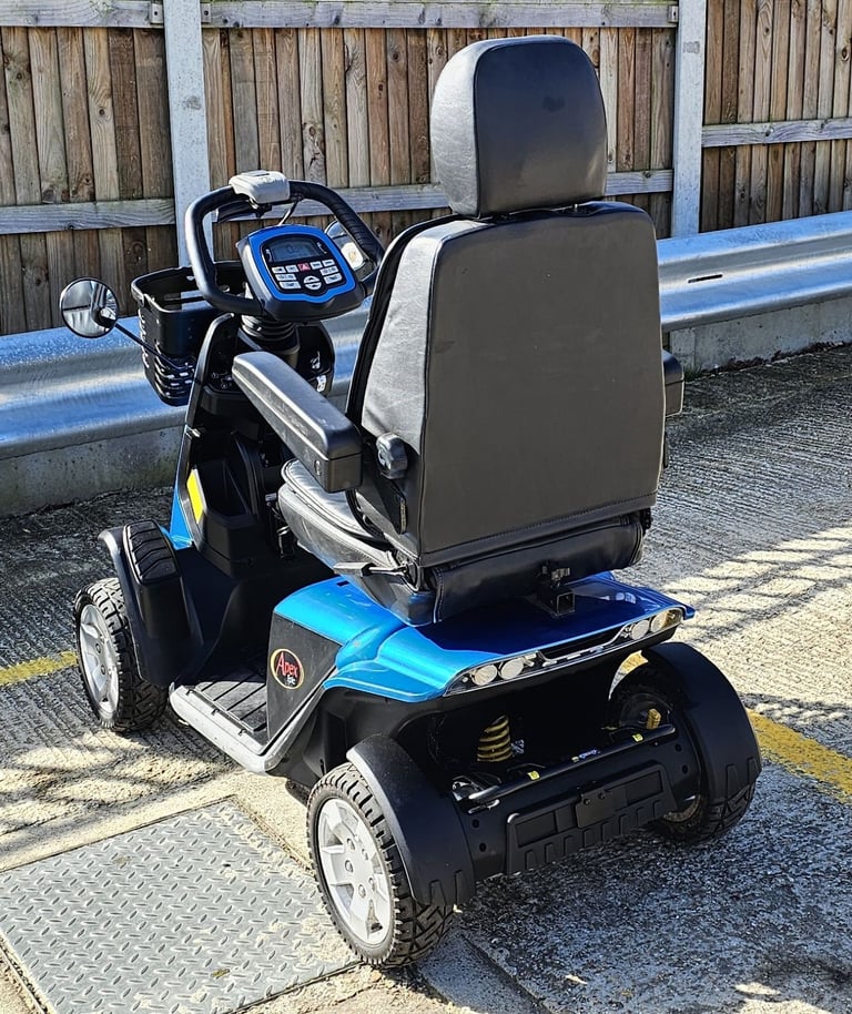 Pride Apex Epic, 8 MPH Mobility Scooter **I Can Deliver **
