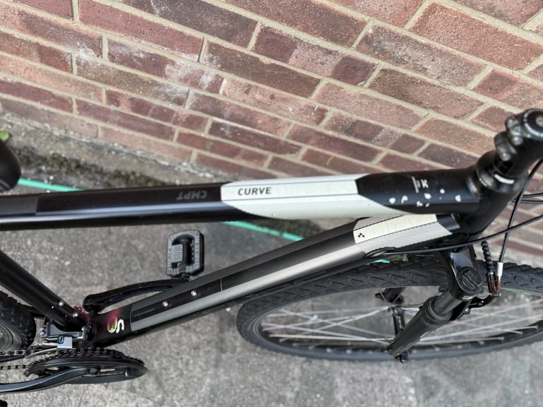 Cube bike large frame 