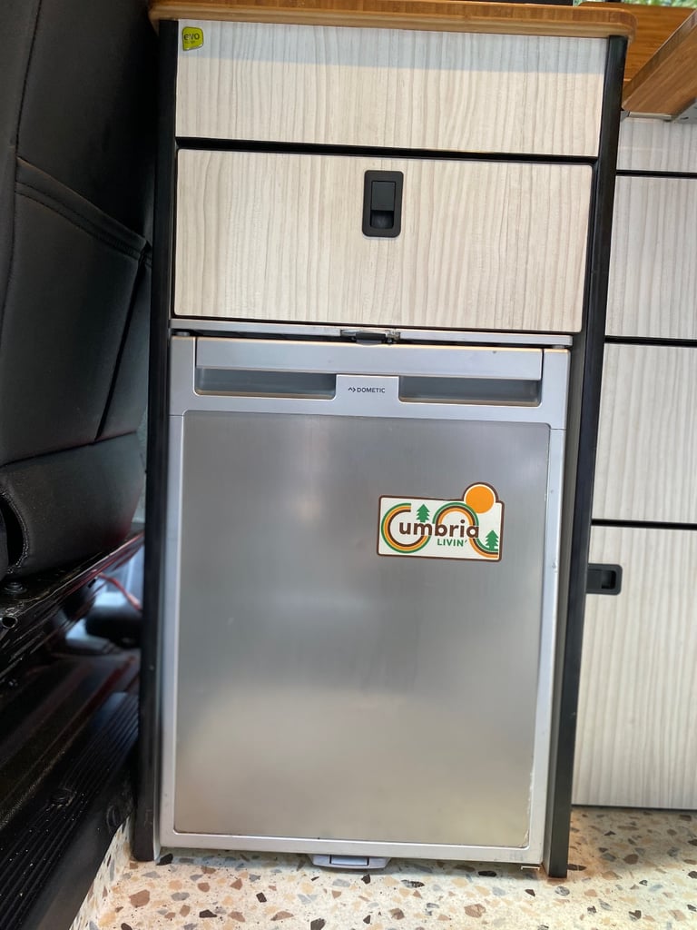 Ford, TRANSIT CUSTOM, campervan 4 berth, Manual, 2198 (cc)