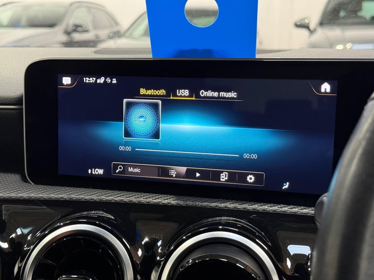 2019 Mercedes-Benz A-Class 1.3 A180 SE (Executive) Hatchback 5dr Petrol 7G-DCT Euro 6 (s/s) (136 ...