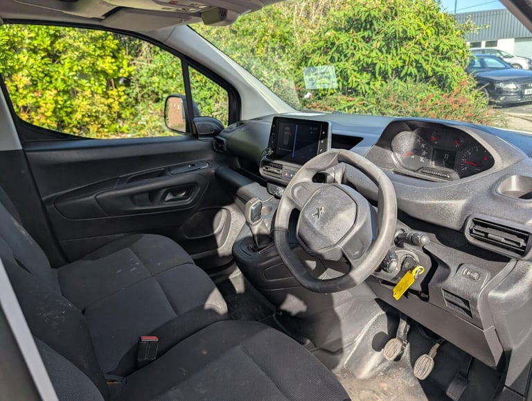 2020 Peugeot Partner 1000 1.5 BlueHDi 100 Professional Van PANEL VAN DIESEL Manual