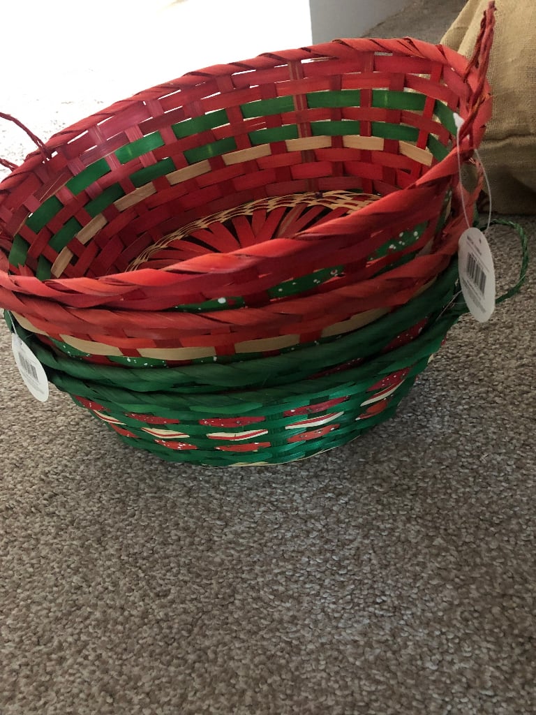 christmas bamboo baskets nearly new 
