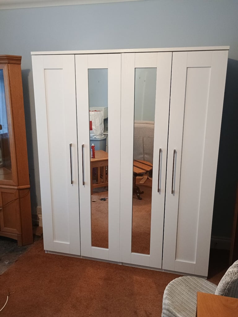 Double Hanging Wardrobe