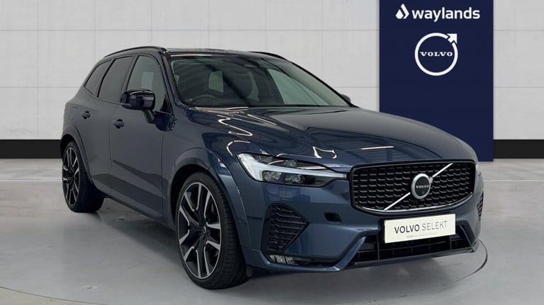 2022 Volvo XC60 Ultimate, B5 AWD mild hybrid, Petrol, Dark (22' Alloys, B&amp;W Sound) Estate Pet...