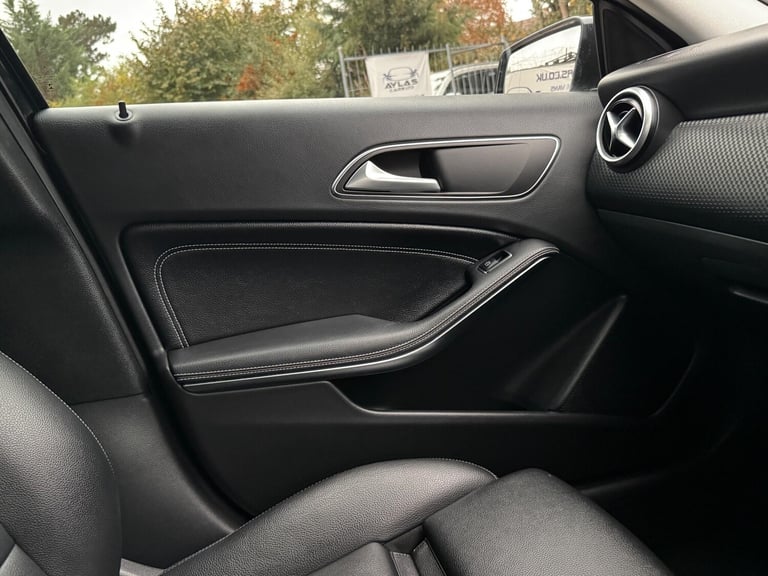 2016 Mercedes-Benz A-Class 2.1 A200d Sport (Premium) 7G-DCT Euro 6 (s/s) 5dr HATCHBACK Diesel Aut...