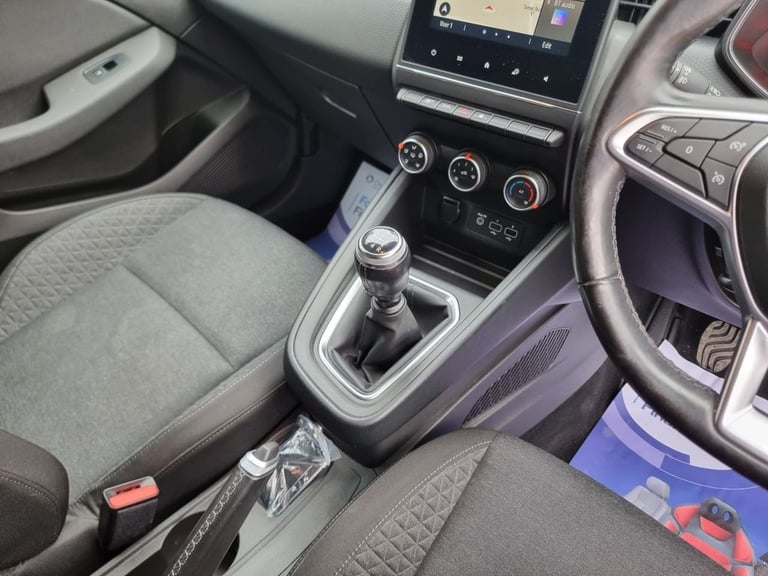 2020 Renault Clio 1.0 TCe Iconic Hatchback 5dr Petrol Manual Euro 6 (s/s) (100 ps) Hatchback Petr...