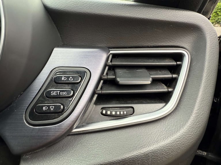 2012 Alfa Romeo Giulietta 1.6 JTDM-2 Veloce 5dr HATCHBACK DIESEL Manual