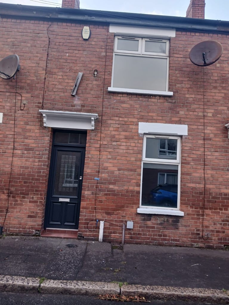 Pet Friendly - 5 Lecale Street