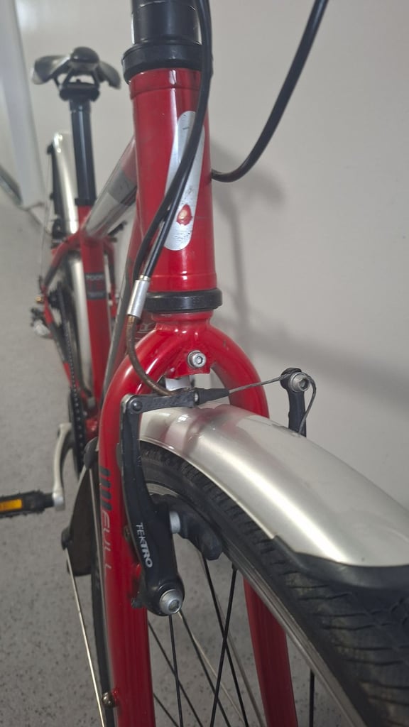 Islabikes beinn 26 bike Red