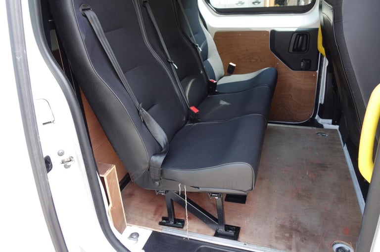Peugeot Expert 1000 1.5 BlueHDi 100 Professional Van DIESEL MANUAL 2020/70