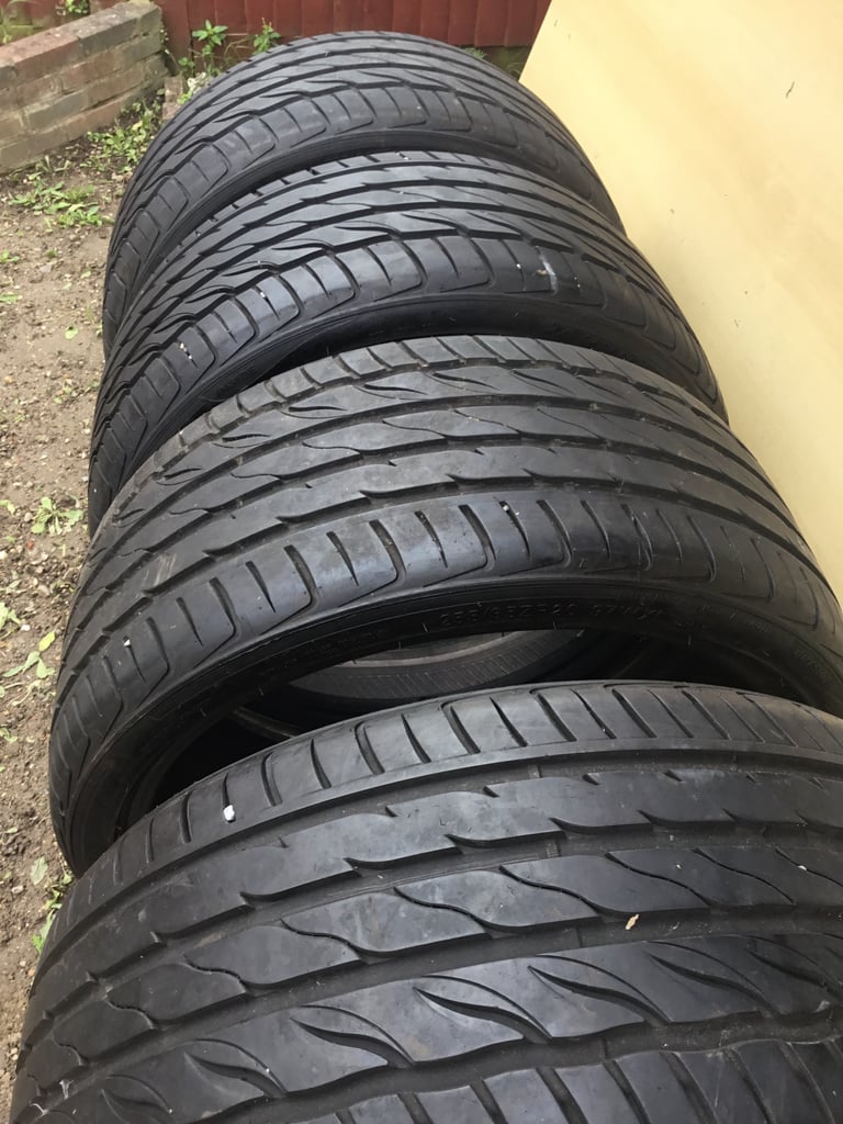 Farroad car tyres 255 35 20 set x4