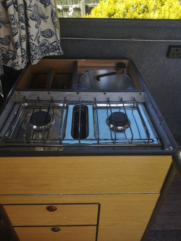 Volkswagen, TRANSPORTER DIES, 1993, 1896 (cc)