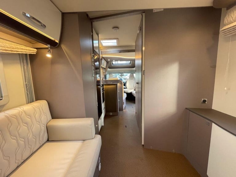 Burstner limited 744 4 Berth 4 Belt End lounge 3850KG