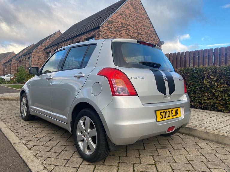 Suzuki, SWIFT, Hatchback, 2010, Manual, 1328 (cc), 5 doors