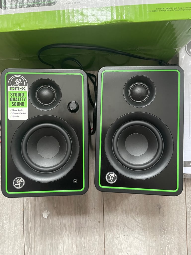 Mackie CR3-X active speakers 