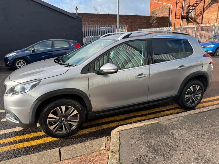 Peugeot 2008 1.2 PureTech Allure SUV 5dr Petrol Manual Euro 6 (82 ps)