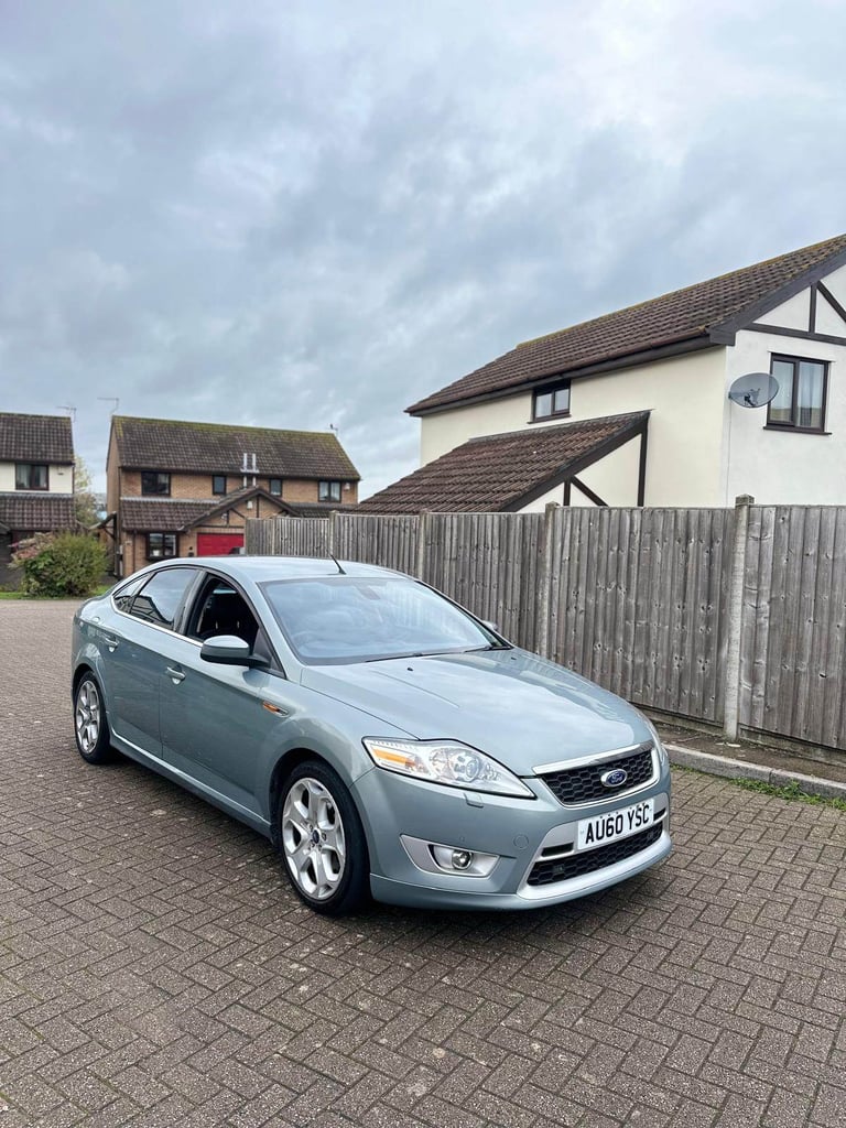 Ford, MONDEO, Hatchback, 2010, Manual, 2179 (cc), 5 doors