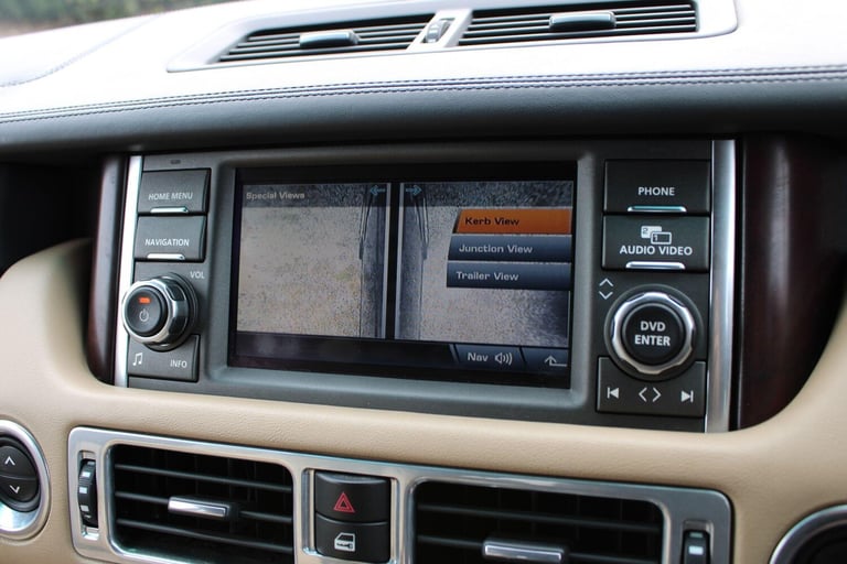 2010 Land Rover Range Rover 4.4 TD V8 Vogue SE Auto 4WD Euro 5 5dr ESTATE Diesel Automatic
