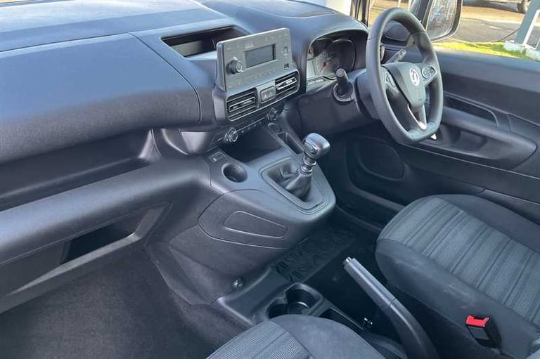 2022 Vauxhall Combo Life 1.5 Turbo D Edition 5dr MPV DIESEL Manual