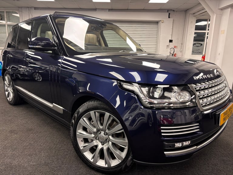HUGE SPEC RANGE ROVER AUTOBIOGRAPHY 4.4 SDV8 DIESEL EURO 6 AUTO 4WD **MUST SEE**