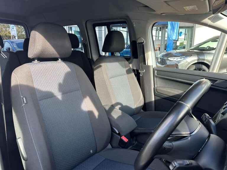 2016 Volkswagen Caddy Maxi Life 2.0 TDI 5dr Manual MPV Diesel Manual