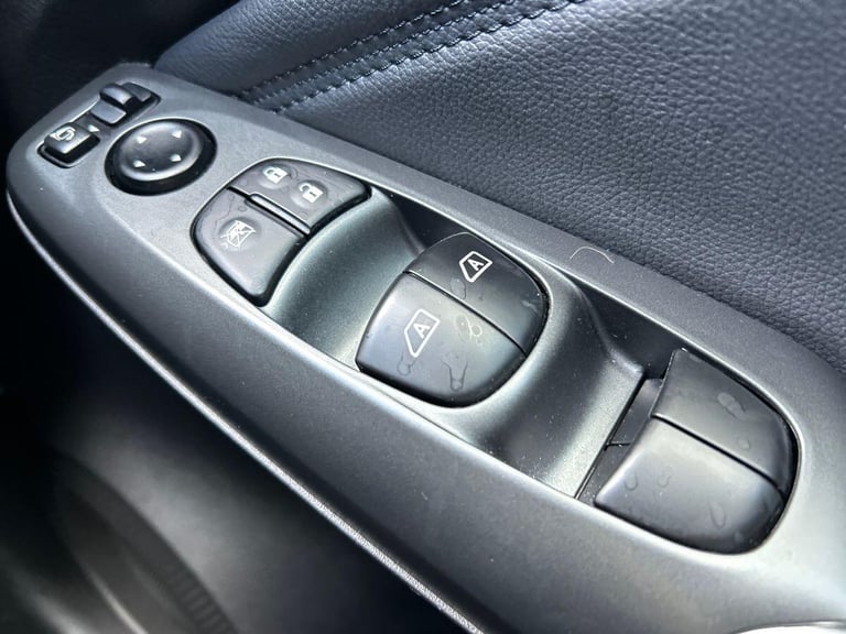 2024 Nissan Juke 1.6 N-Connecta SUV 5dr Petrol Hybrid Auto Euro 6 (143 ps) SUV PETROL/ELECTRIC Au...