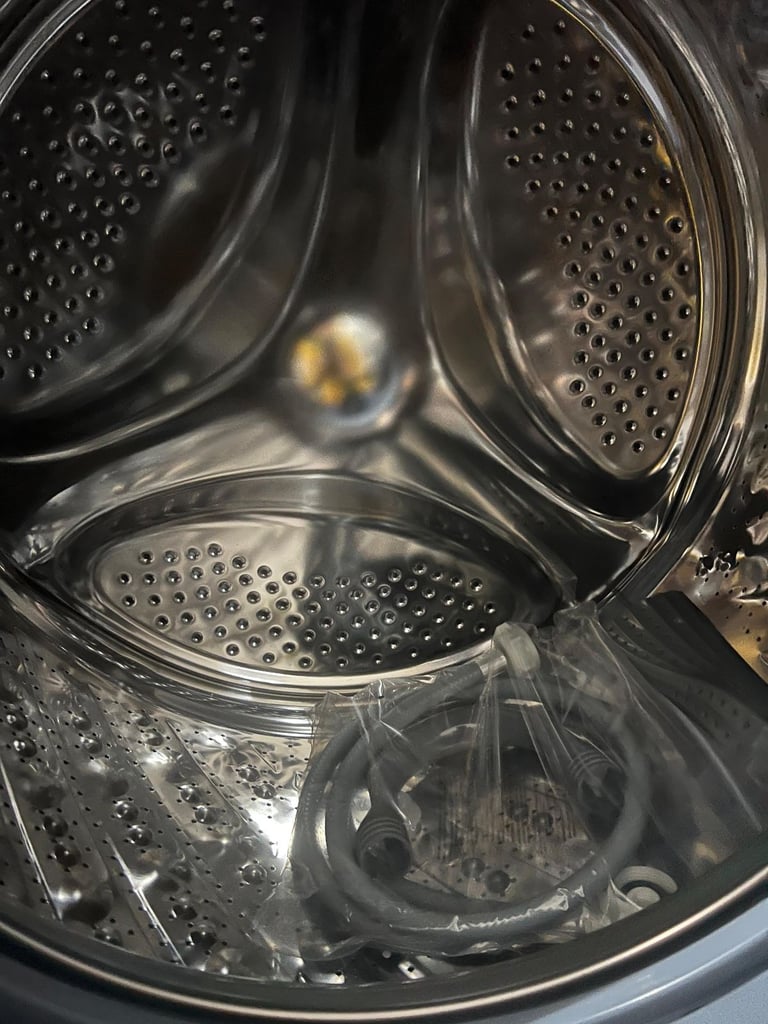 Hisense WDQA8014EVJM 8 kg/5 kg Washer Dryer