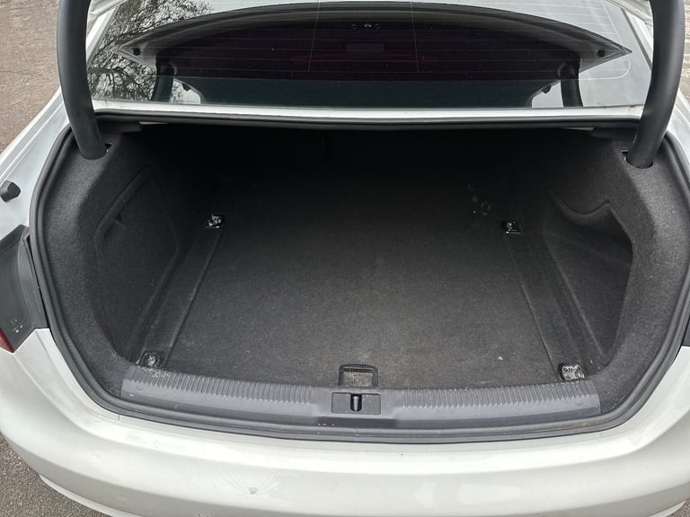 Audi A4 Saloon 