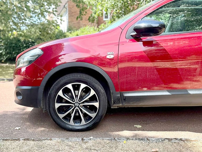 2013 Nissan Qashqai 1.6 Qashqai 360 CVT 5dr SUV Petrol Automatic