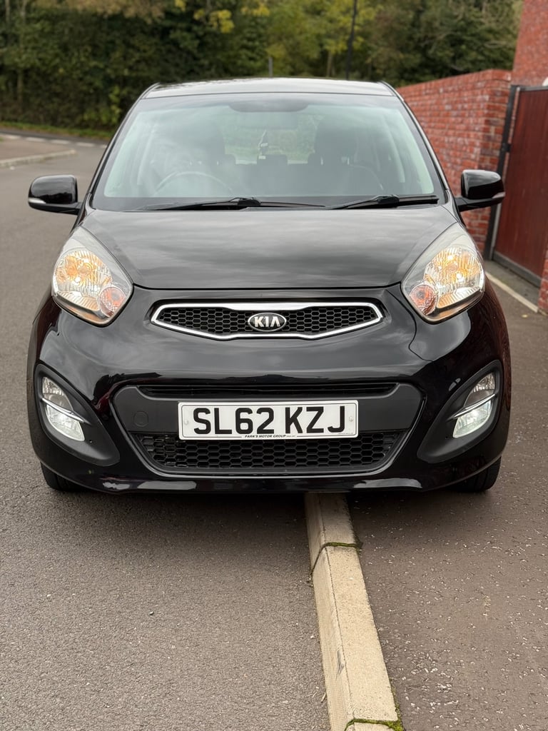 2012 Kia Picanto 1.2 petrol £20 road tax FULL MOT