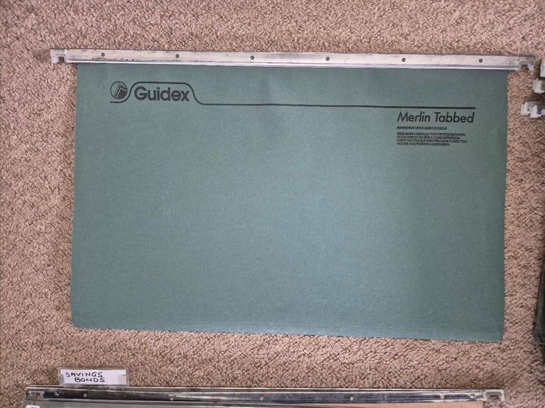 Over 65 suspension files are available in Foolscap size