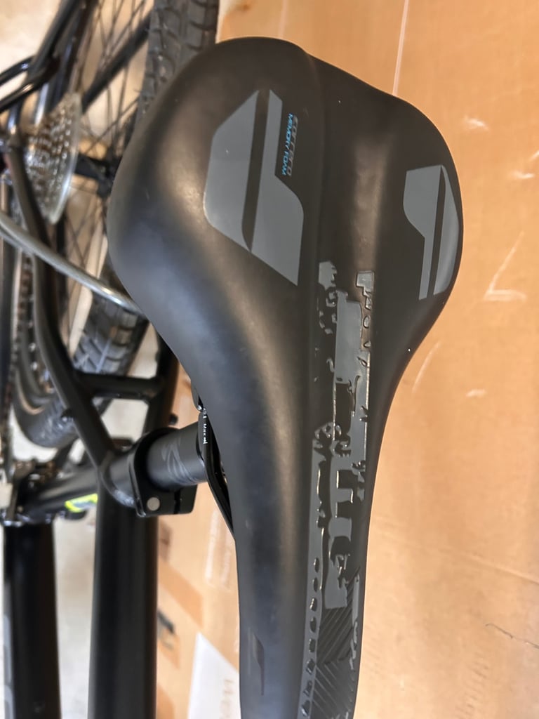 Carrera Vengeance men’s mountain bike 