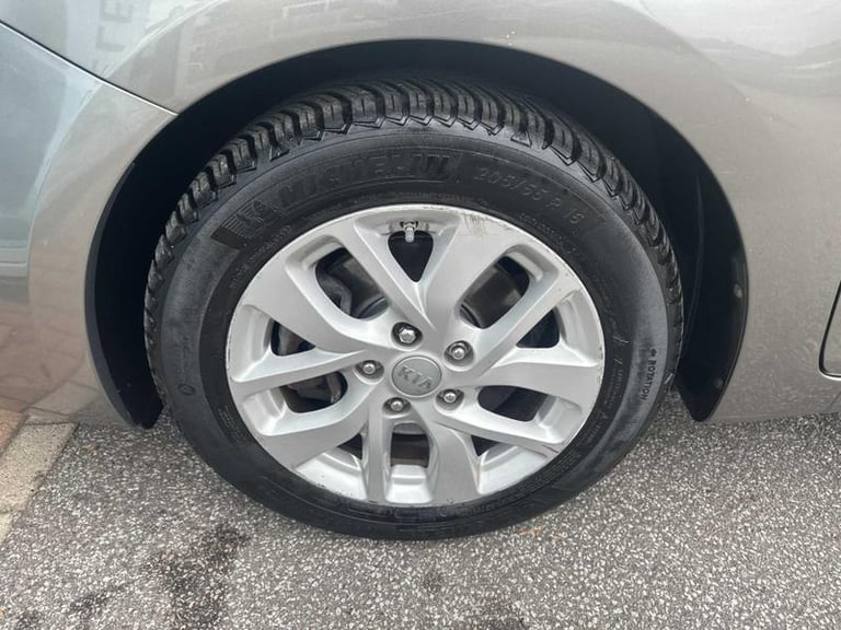 2017 Kia Carens 1.7 CRDi ISG 2 5dr Manual MPV Diesel Manual