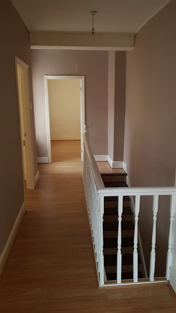 3 Bedroom Semi detached house TO LET