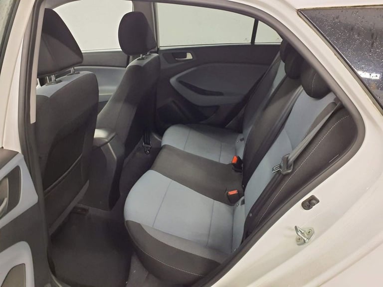 2015 Hyundai i20 1.4 Premium SE 5dr HATCHBACK PETROL Manual