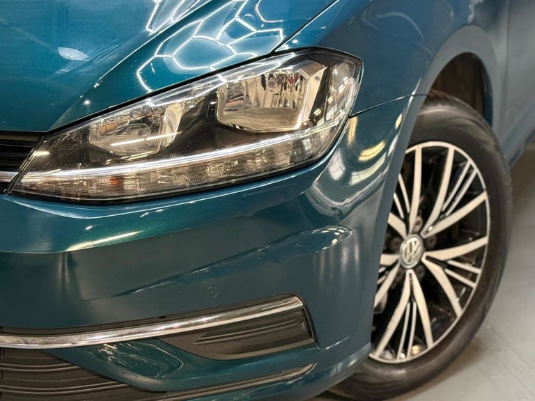 2017 Volkswagen Golf 1.6 TDI BlueMotion Tech SE Nav Euro 6 (s/s) 5dr Hatchback Diesel Manual