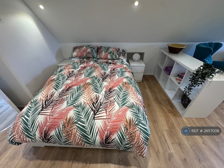 Studio flat in Western Road, Witham, CM8 (#2657006)