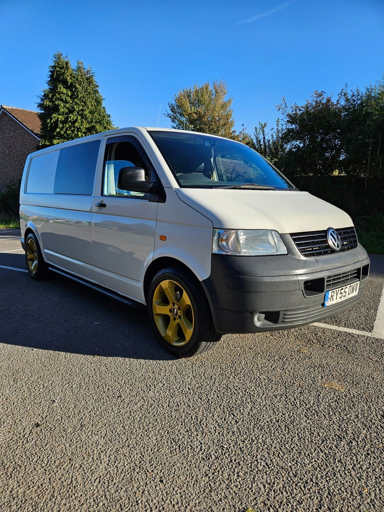 Vw transporter t5 kombi new pd engine new cam belt water pump 1 owner  fantastic condition keys fsvh