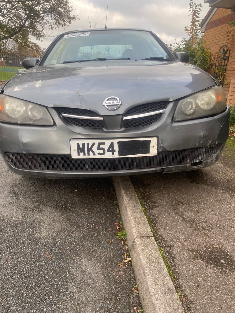 Rare Nissan almera saloon automatic 